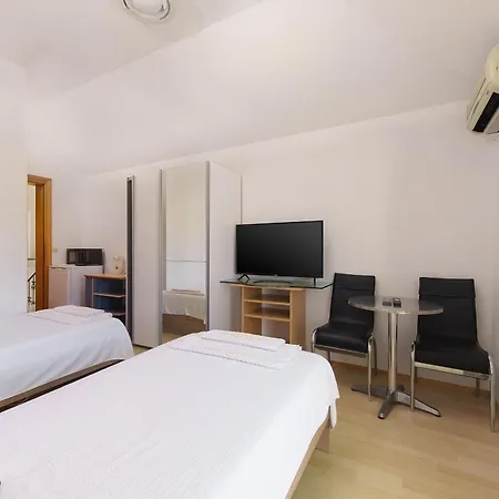 Apartament History